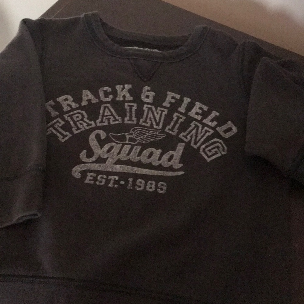 Boys sweatshirt, size 4t